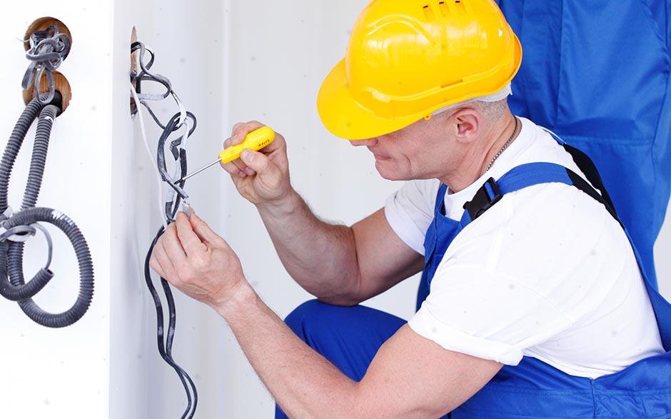 tarif électricien bâtiment Montataire