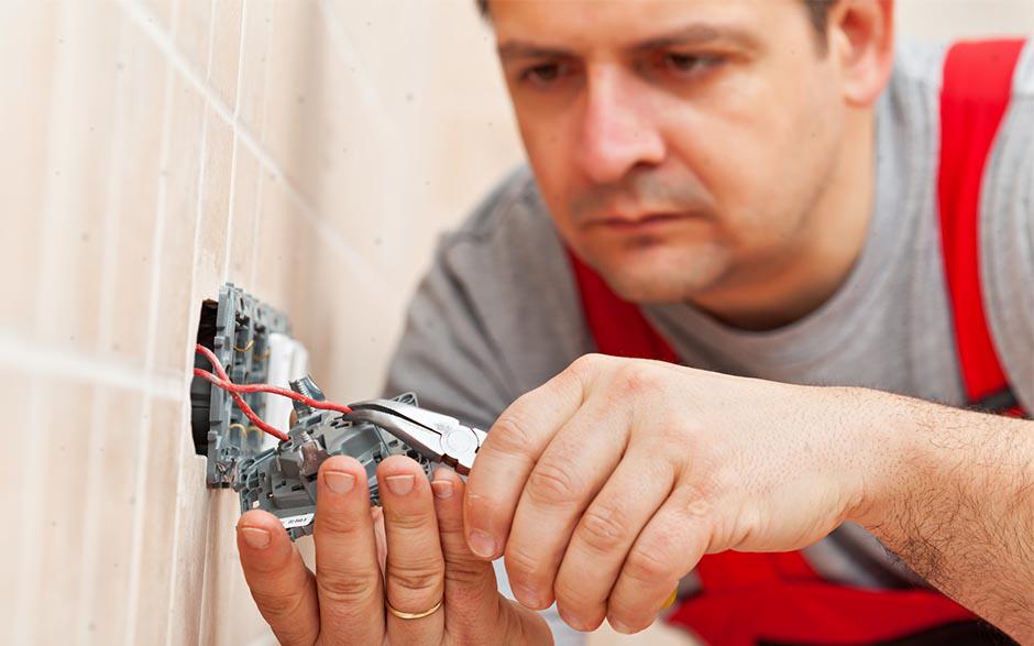 tarif électricien bâtiment Montataire